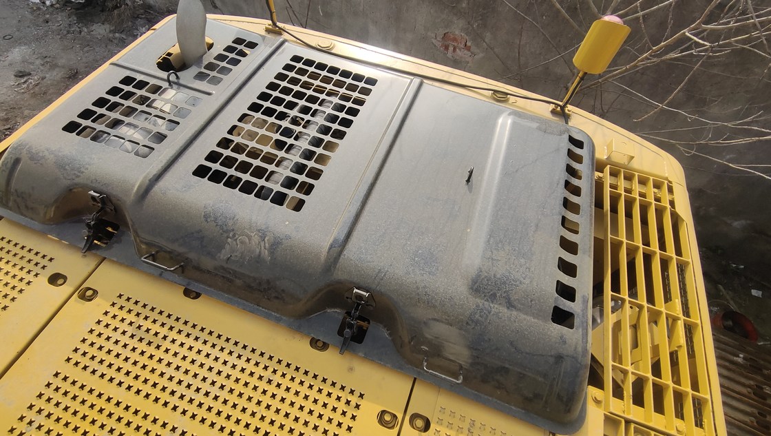 Выгодное предложение: Продается подержанный экскаватор Cat 325 CL в хорошем состоянии