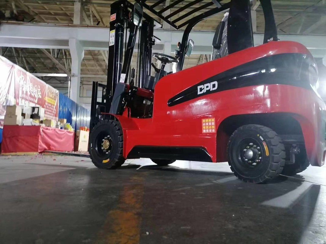 Новые мини-дизельные вилочные погрузчики и новые мини-электрические вилочные погрузчики