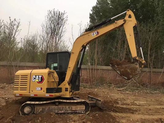 Высокопроизводительный экскаватор Cat 306 с мощным двигателем и 5,7 тонны