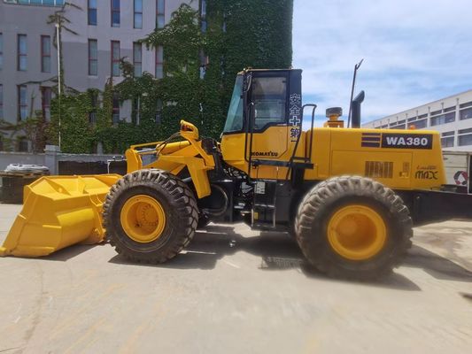 Высококачественный японский подержанный погрузчик Komatsu WA380-3 продается по низкой цене.